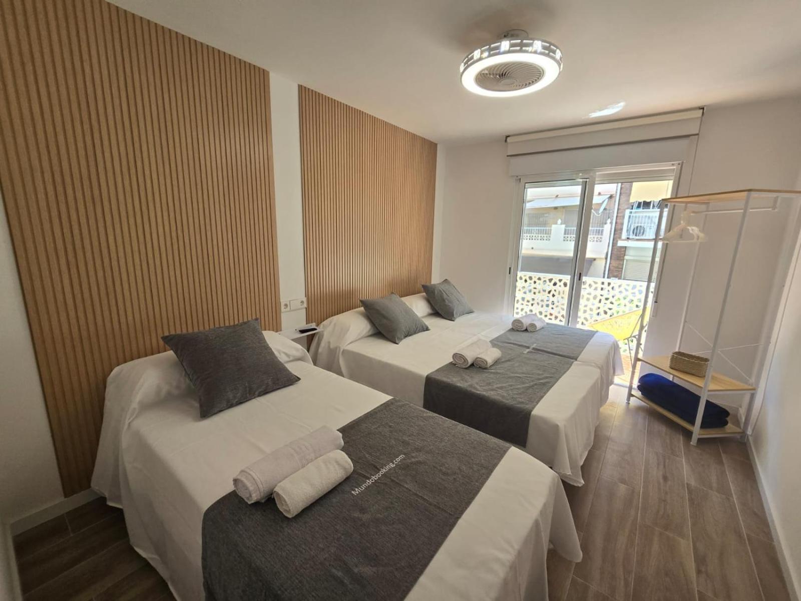 Suites Alameda Centro Levante Benidorm Exterior foto